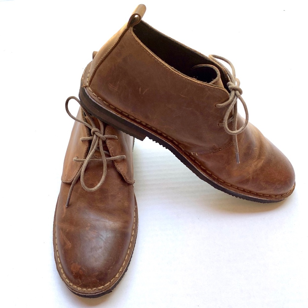 Men two eye lace up shoes in brown, size 12.